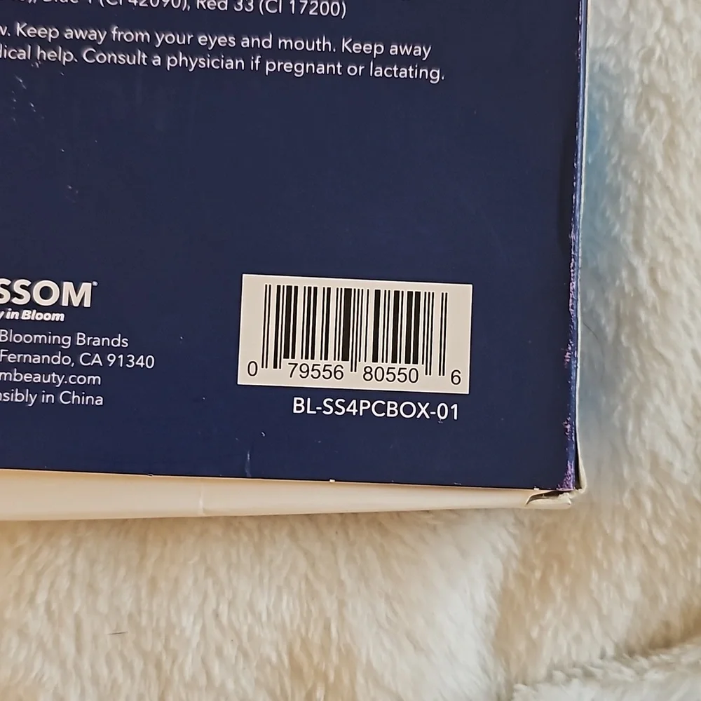 Blossom shower steamers